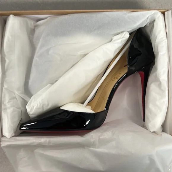 Christian Louboutin Iriza Open-Side Red Sole Pump. Women’s 12. Never worn. - Picture 3 of 9